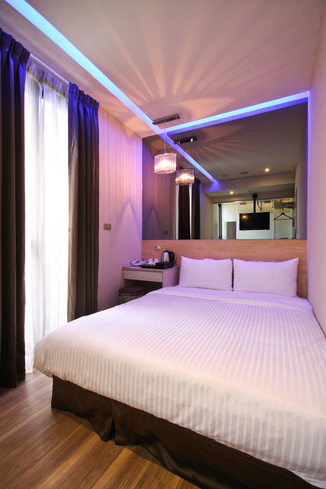 Check Inn Express Taichung Fuxing Hall 2 מראה חיצוני תמונה