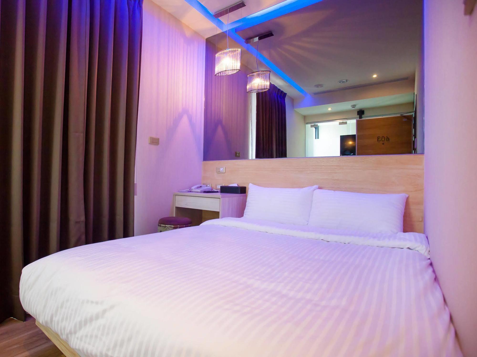 Check Inn Express Taichung Fuxing Hall 2 מראה חיצוני תמונה